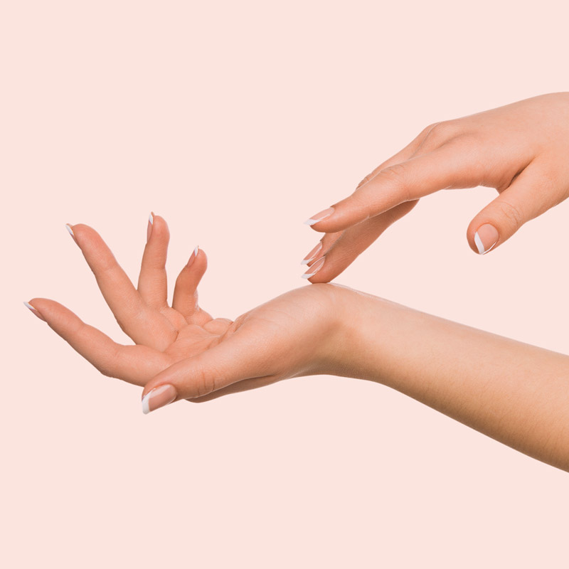 Hand surgeon, carpal tunnel release - female Hands
